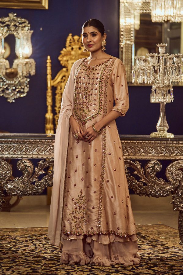 Peach hand embroidered Kurta in silk and sharara in georgette