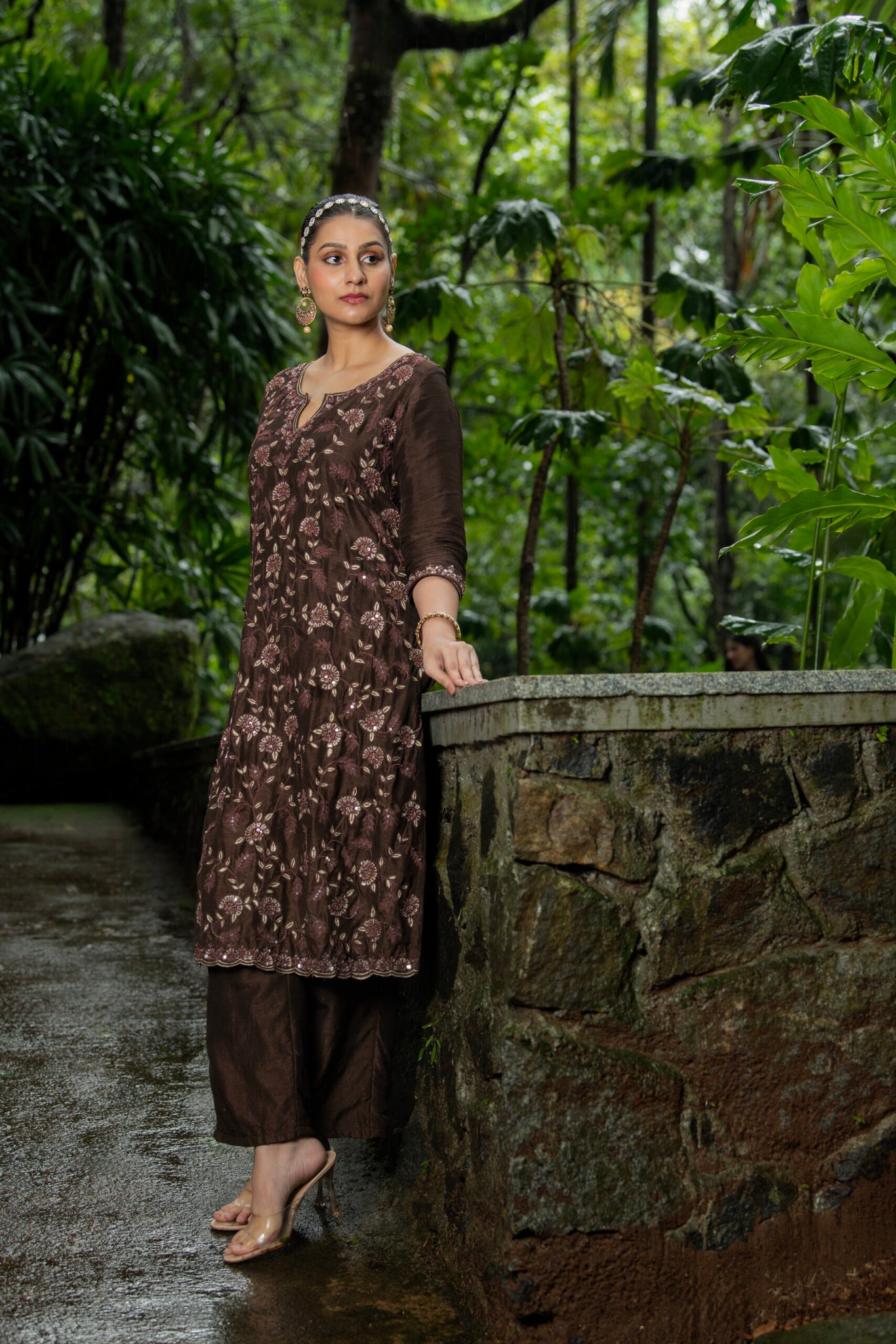 Long Handwork Suit With Pant