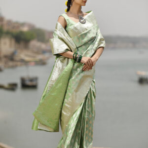 Cream Banarasi Saree In Silk