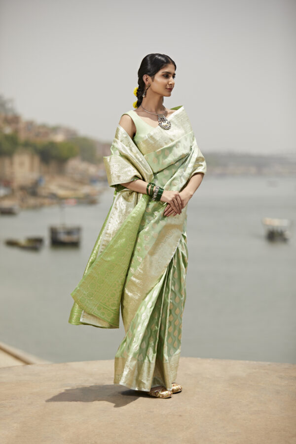 Cream Banarasi Saree In Silk