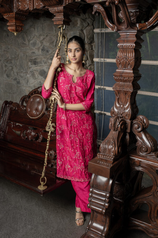 Long Handwork Suit With Pant